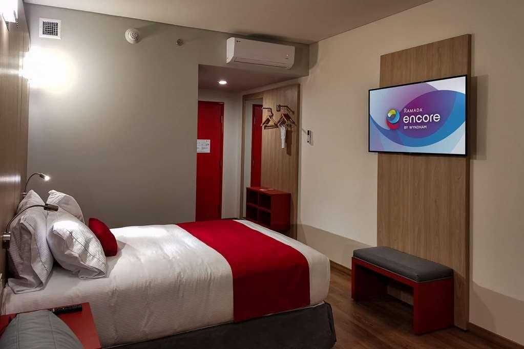 Ramada Encore By Wyndham Guadalajara Aeropuerto Las Pintas Quarto foto