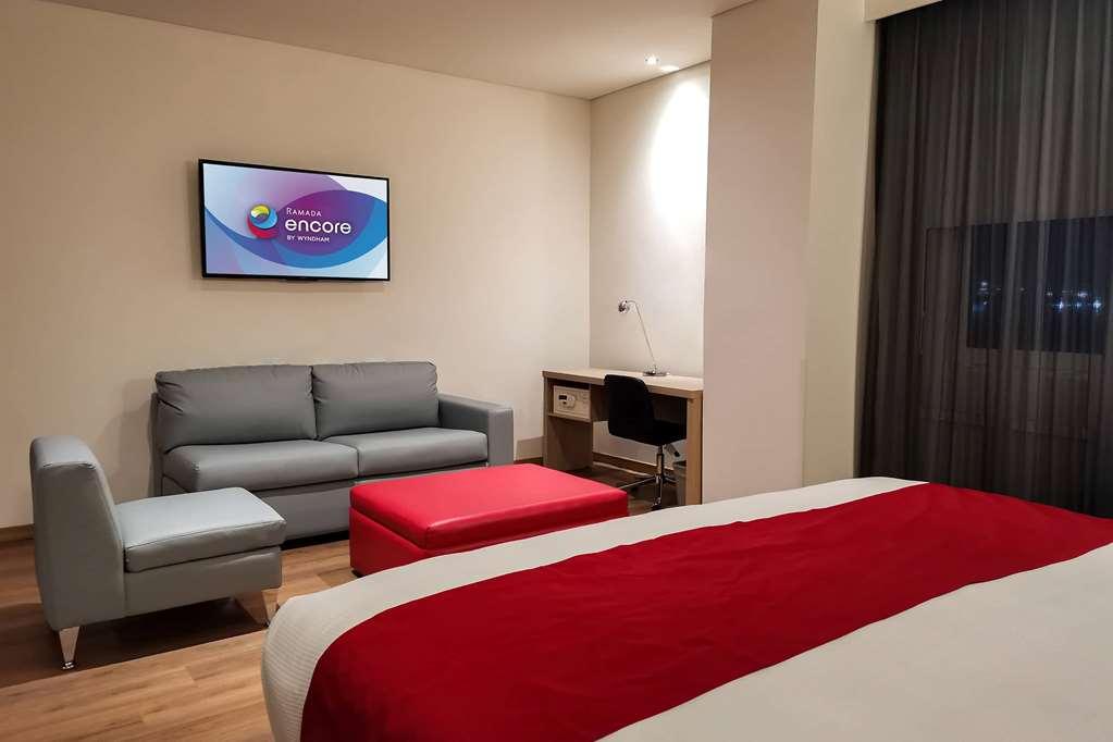 Ramada Encore By Wyndham Guadalajara Aeropuerto Las Pintas Quarto foto