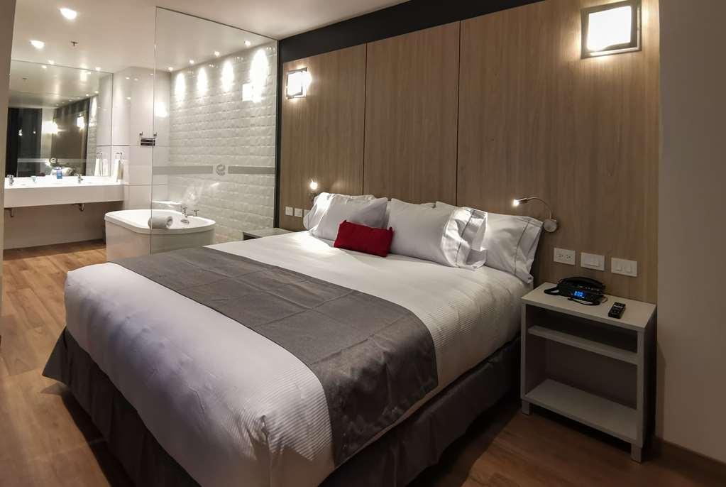 Ramada Encore By Wyndham Guadalajara Aeropuerto Las Pintas Quarto foto